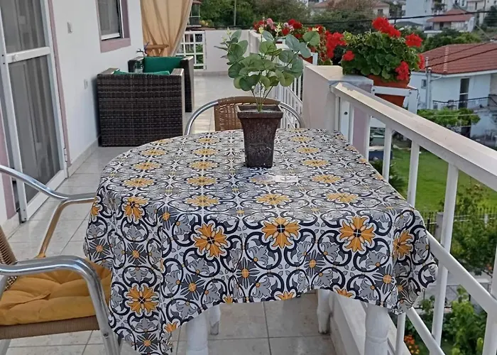 Appartement Dom Raspalozen Ni Daleko Ot I Prirodi *