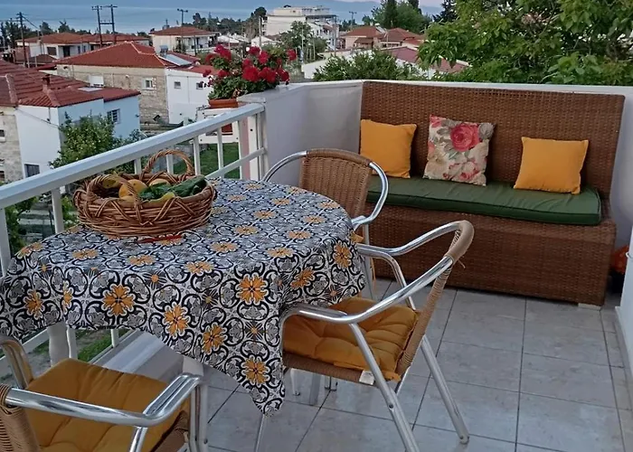 Dom Raspalozen Ni Daleko Ot I Prirodi Appartement